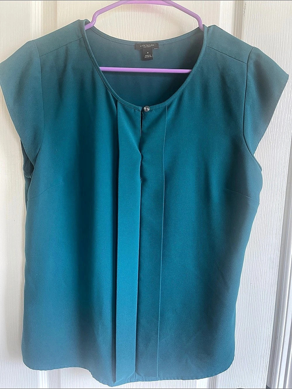 Ann Taylor Factory Women's Blouse in Blue Size Medium Like New